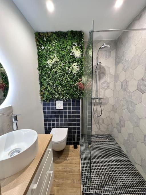Studio 1 Neuf A 100 M Des Plages Et De La Gare Saint-Raphaël Kültér fotó